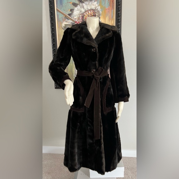Vintage Faux Fur Long Coat – Excellent Condition - Picture 1 of 12